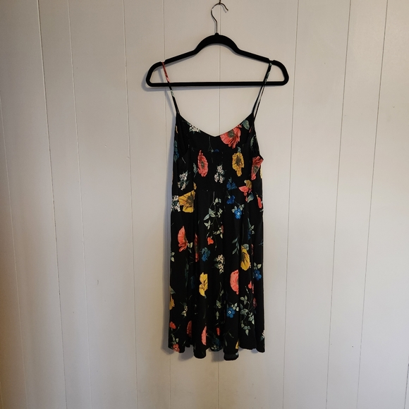 Old Navy Black Floral A-Line Mini Dress Sleeveless Smocked Boho Beach Vacation - Picture 4 of 8